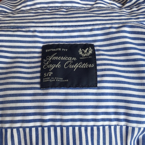 NWOT  SHIRTTAIL HEM PINSTRIPE BLOUSE - Picture 4 of 7